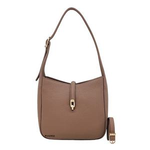 [에스콰이아]25FW 신상 뉴 소프트 클래식 락장식 포인트 여성 토트 숄더 크로스백 ECEFHB643B