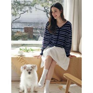 제너럴아이디어 멀티 스트라이프 루즈 브이넥 풀오버 [NAVY] WBE2L05515 383208