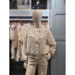 클리지 세이브존03 클리지 라운드넥 엠보 자켓 AQCP2WJK22A