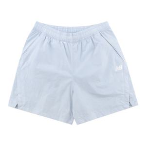 뉴발란스 WOMEN 에센셜 경량 우븐 4부 쇼츠 NBNVG2W412 51