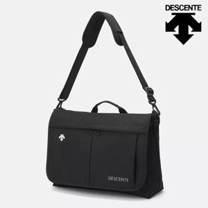 [데상트]데상트 스포츠베이직 심플 메신저백 SP323UBG77BLK0 가