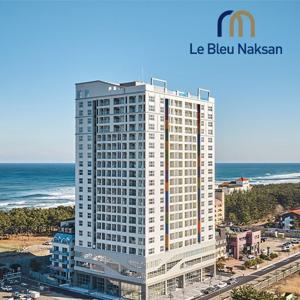 [양양] 르부르 낙산 스위트 오션 룸 4인/1박 + 조식뷔페 4인 + 인피니티풀(5~9월)