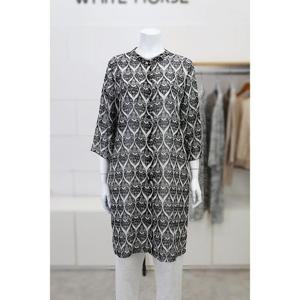 화이트호스 세이브존02 튤립나염 롱블라우스 A22124