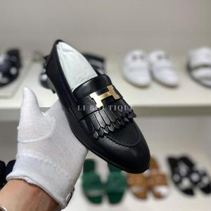 에르메스 Royal 여성 로퍼 블랙 금장 H192203Z