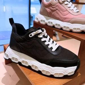 에르메스 임퍼스 여성 스니커즈 블랙 화이트 H241214Z