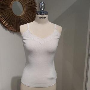 르피타 HC06 레이스 끈나시(아이보리) L252ATP554