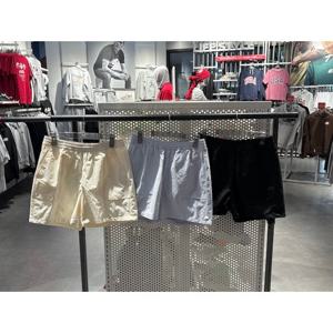 뉴발란스 에센셜 우븐 4부 쇼츠 W BB NBNVGCW202 10 19 51