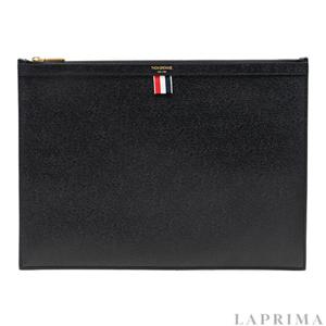 [톰브라운] 블랙 페블 그레인 라지 클러치 MAC020L00198-001