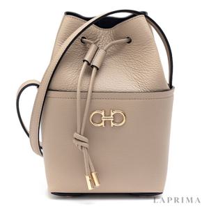 라프리마 페라가모 간치니 버킷백 21-2970 DAINO 758899
