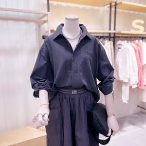 [시에로]  SK2SHF251_뒷판 셔링장식 셔츠