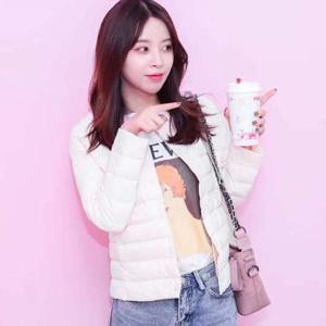 경량다운 오리털 덕 다운 여성 경량패딩 코디 여자옷