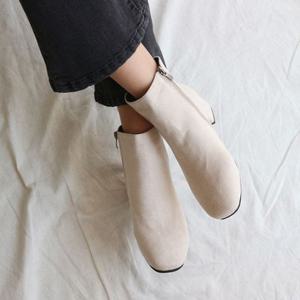 스웨이드 낮은굽 앵글 부츠 미들 겨울 패션 코디 구두