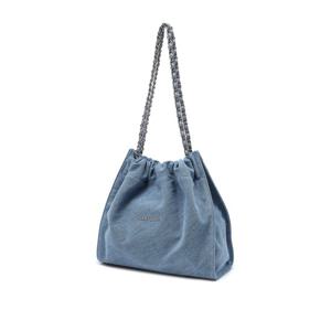 [질스튜어트] 코코체인 중청 데님 드로우 스트링 체인 숄더 M JABA4F168B2