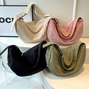 크로스 하프문 바디백 가방 여행 노네타 호보백 바디