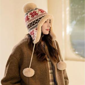 겨울철 패션아이템 안감퍼 눈꽃니트 방울 귀달이 모자