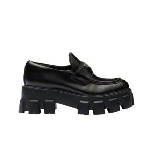 프라다 브러쉬드 레더 모놀리스 로퍼 블랙 1D649M-B4L-F0002