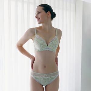 비너스 윗가슴 들뜸방지 가드닝 A,B컵 몰드 브라 레이스 팬티 VBR1806ABVPT1806A