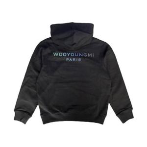 우영미 그래디언트 엠보싱 백로고 후드 티셔츠 블랙   24SS W241TS38736B