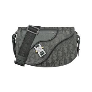 디올 새들 메신저 백 디올 오블리크 캔버스 앤 그레인드 카프스킨 앤트러사이트 그레이 1ADPO325JCL-H870