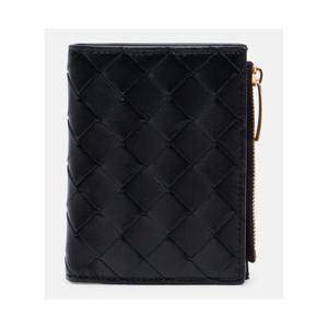 보테가베네타 인트레치아토 레더 바이폴드 지갑 P01043553