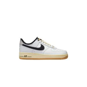 Nike나이키 에어포스 1 07 LX 블랙 앤 서밋 화이트 DR0148-101