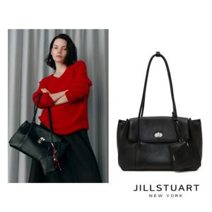 [질스튜어트] [AUBE] 가죽 오브 장식 롱숄더 M 블랙 JABA6E104BK