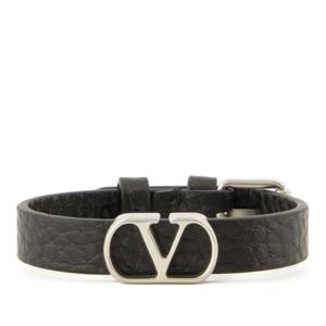 발렌티노 어드저스터블 가죽 스트랩 버클 팔찌 8Y2J0X63GMY 0NO
