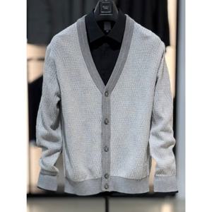 [바쏘옴므]면 100% 와플 엠보 브이넥 니트 가디건 A1WA09A GR