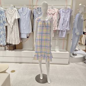 [비비안] 선염 PU 혼방체크 원피스 GW1970T