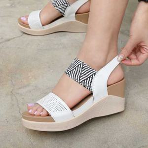 제이슈 / 제이슈 소가죽 로지 통굽 밴딩 샌들 7cm