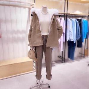 [시에로]DBSJ4JPF34M_폭스퍼 트리밍 패딩라이너 점퍼