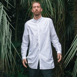 닥터퍼니스트 면 애로우 프린트 롱셔츠 화이트 FJAMBC14A