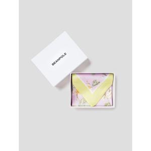 [빈폴ACC] (BE5284S11Y) [Re-edition] 실크 플라워 빅사이즈 트윌리 - 연핑크