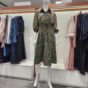 수스 HC04 셔츠카라 프린트 원피스 S251BOP251