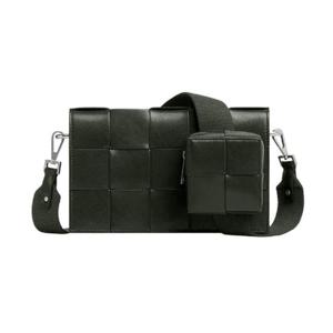 보테가 베네타 버서타일 스트랩 카세트백 다크 그린 741777V2XU13009