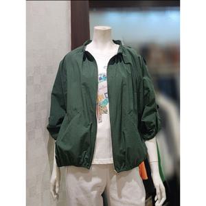 [벨라디터치][벨라디터치] V1E2JK23 밴딩 퍼프 소매 숏재킷 (P00