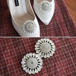 아트박스/숲속드레스 웨딩슈즈코사지(한쌍) V 원형큐빅