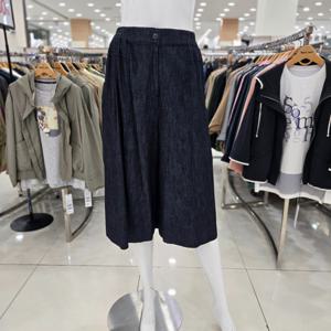 [벨라디터치]여름 8부 플레어핏 생지 데님 팬츠 V1E2SL36_GN