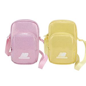 뉴발란스키즈 홀로그램 크로스백 NK8ADF302U