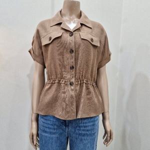 [더아이잗]더아이잗 오픈 칼라 페플럼 블라우스 IR7M0BL711