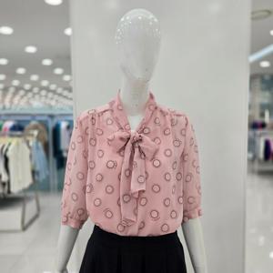 [꼼빠니아]리본넥 칠부소매 프린트 블라우스 CAFU5-WRB220_CJ