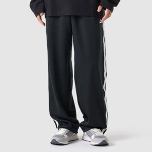 르꼬끄 공용 선데이 레귤러 트랙팬츠 QQ323LFP81-BLK