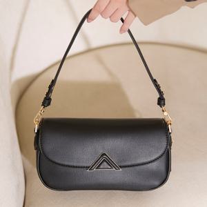 [알도]알도 본사 럭스숄더 숄더 백 - 블랙 ADD1H036HZ001