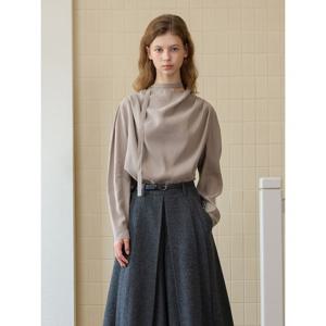 [올리브데올리브]하이넥 핀턱 타이 블라우스 OW5WBA31