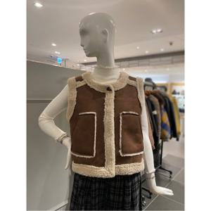 르니앤맥코이 무스탕 퍼 베스트 (MM12MV005HJY)