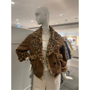 르니앤맥코이 안감 호피 퍼 무스탕 자켓 (MM12MJ005HJY)