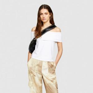 [시슬리]오프숄더 슬림핏 티셔츠_33CALH00P