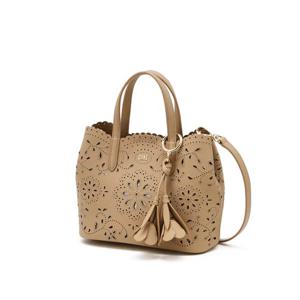 [닥스ACC][MISTY LEAF PUNCHING] 베이지 소가죽 플라워 펀칭 스몰 토트백 DCBA6E575