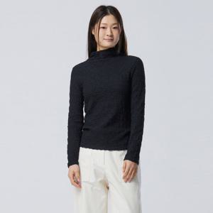 [베네통] 엠보 링클 모크넥 티셔츠_BATSF1611BK