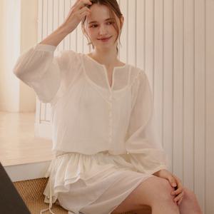 [포커스]시스루 프릴 롱 블라우스 PBBF6S1BL5471